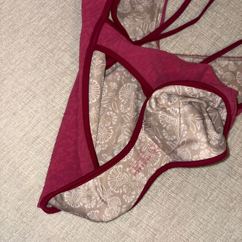 Free People Amber One Piece Swimsuit Free-est Beach Pink Berry Size Small NEW - Picture 7 of 9